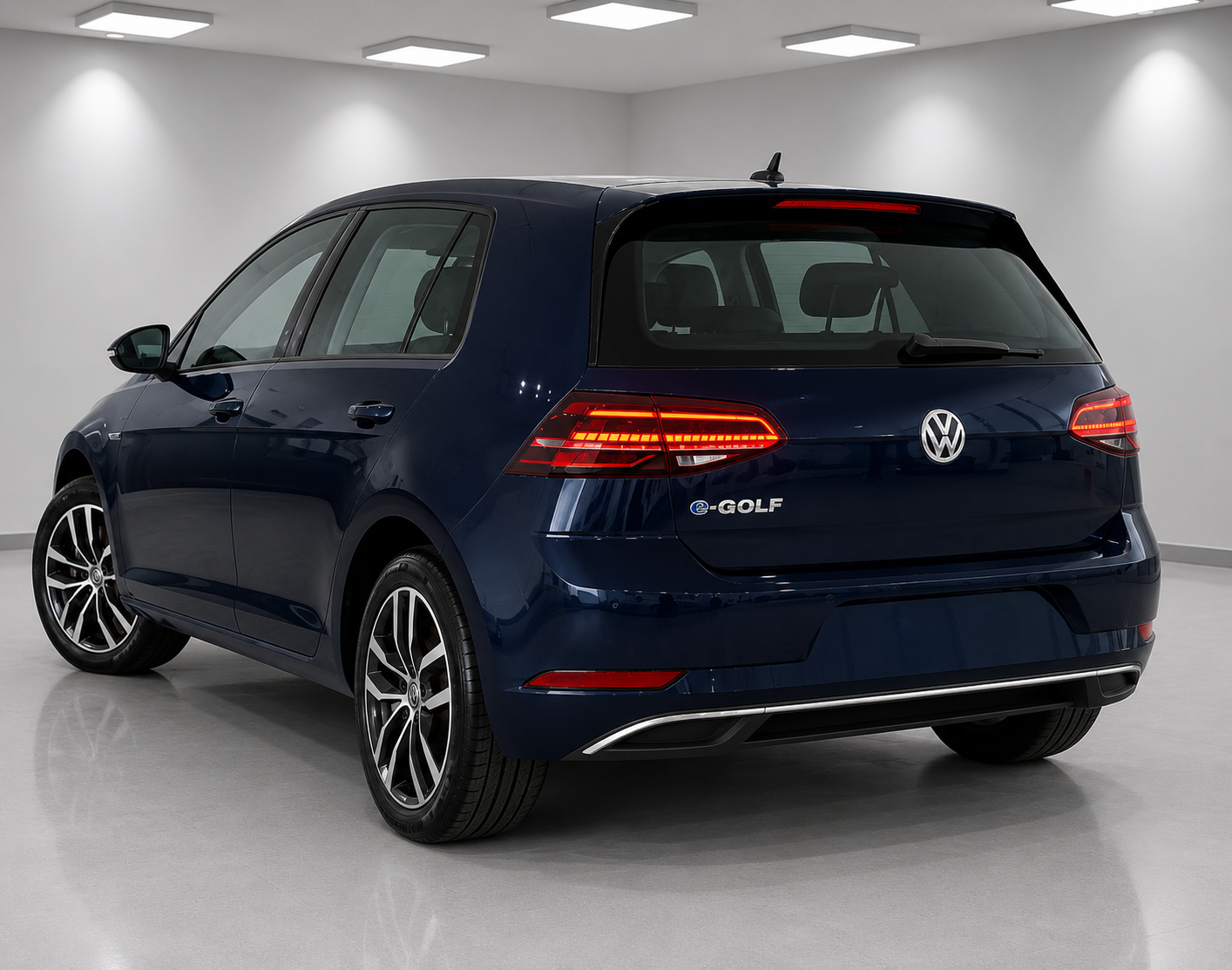 Volkswagen e-Golf rear